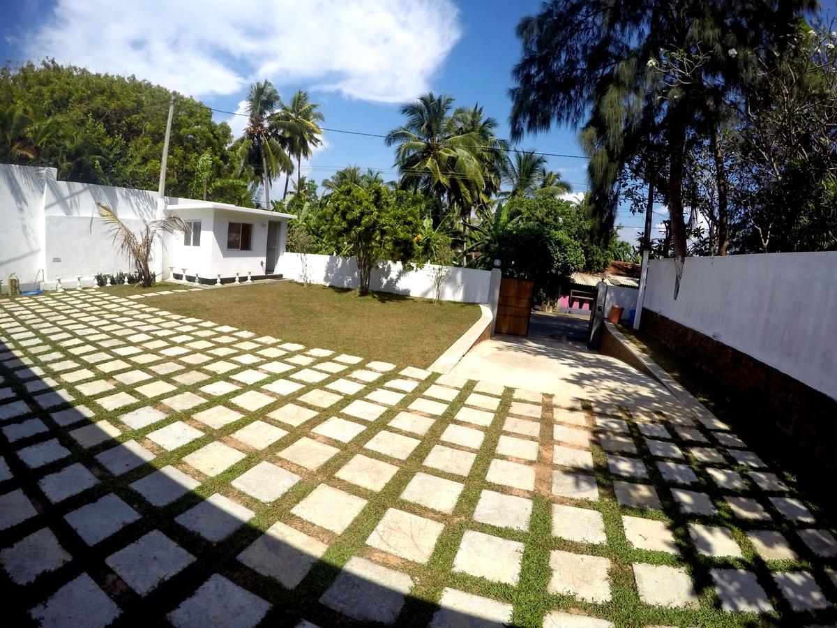Ramon beach resort Ambalangoda  Exterior foto