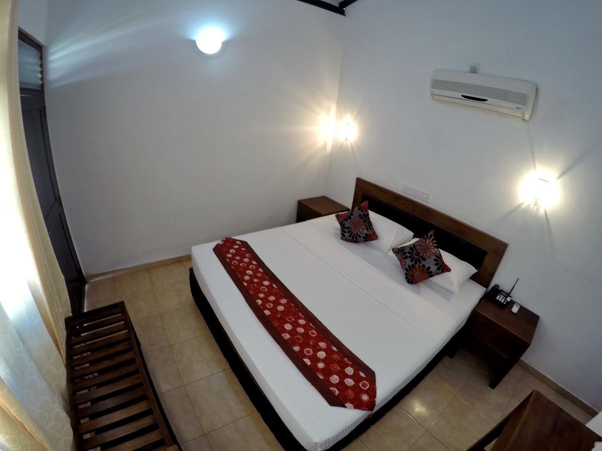 Ramon beach resort Ambalangoda  Exterior foto