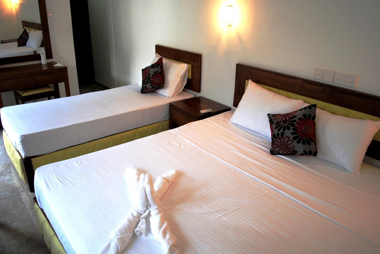 Ramon beach resort Ambalangoda  Exterior foto